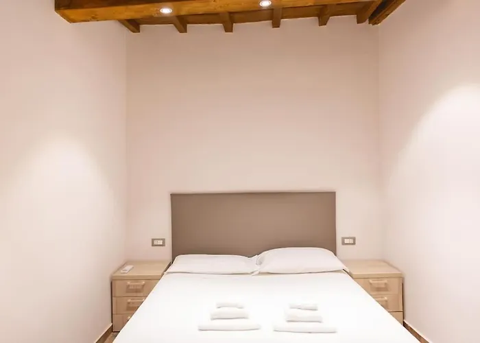 Cozy And Charmin 3Br Apartment Steps By Duomo